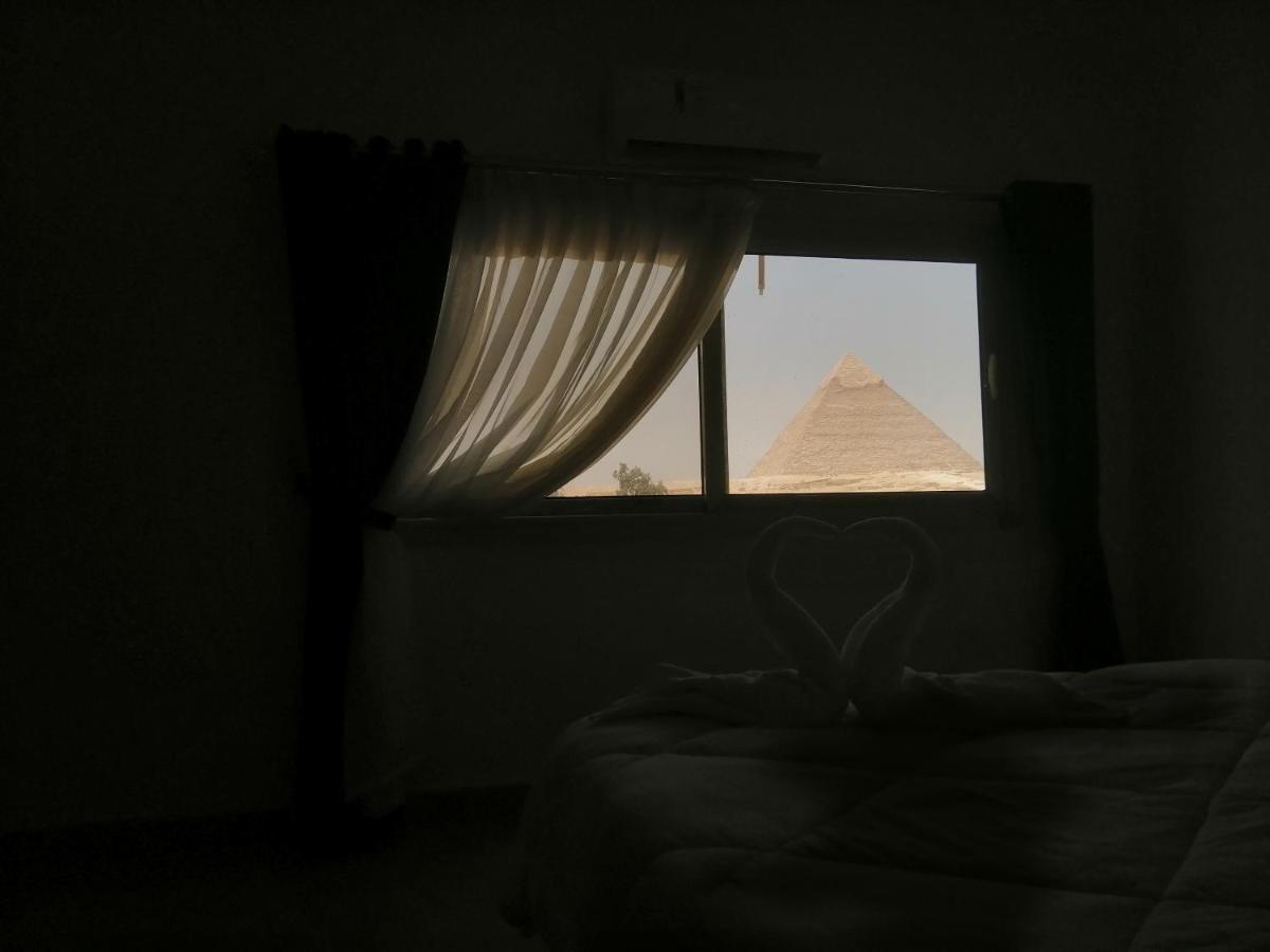 Anubis Kingdom Pyramids Hostel Kafrat al Jabal Exterior photo