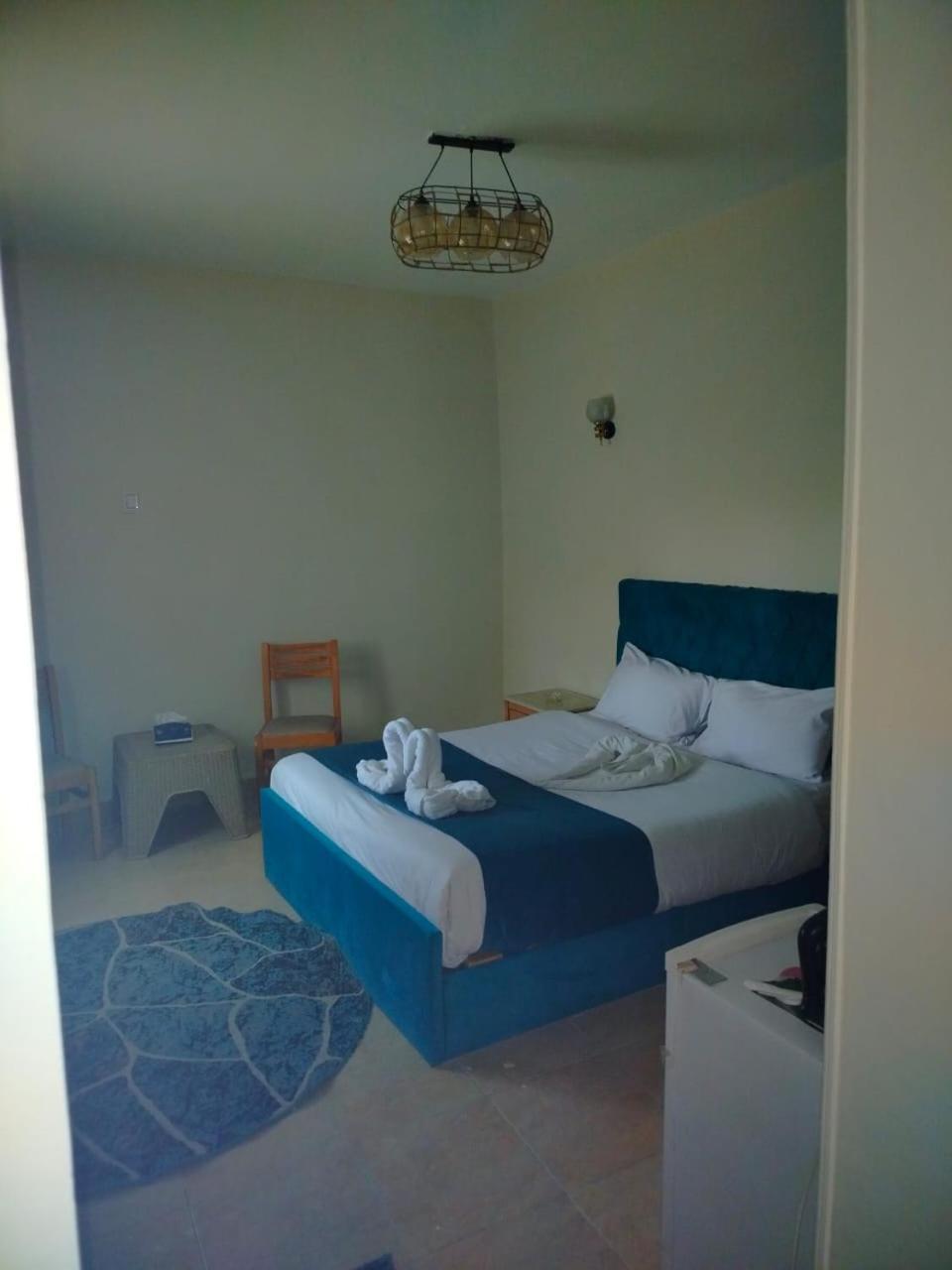 Anubis Kingdom Pyramids Hostel Kafrat al Jabal Exterior photo