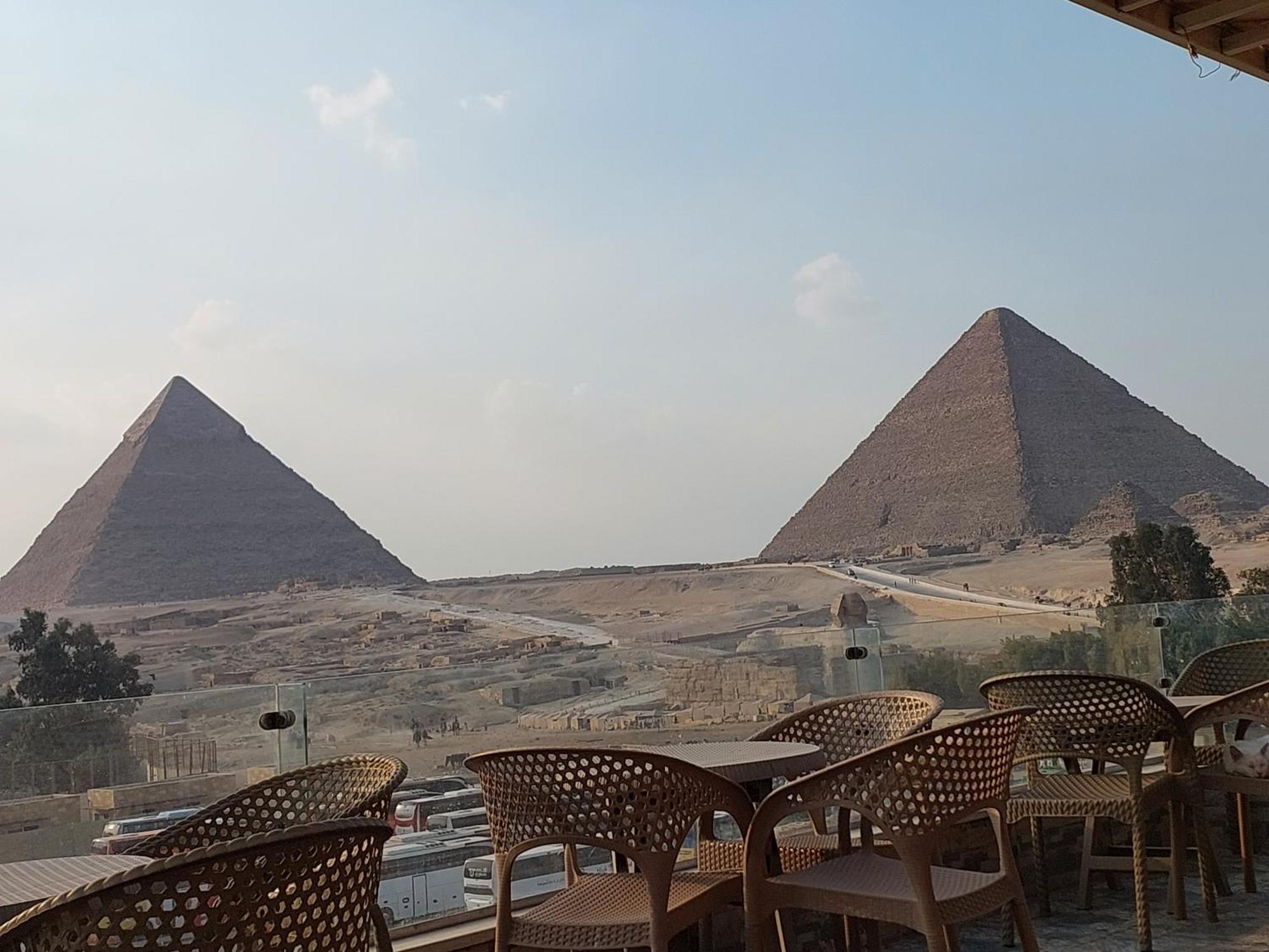 Anubis Kingdom Pyramids Hostel Kafrat al Jabal Exterior photo