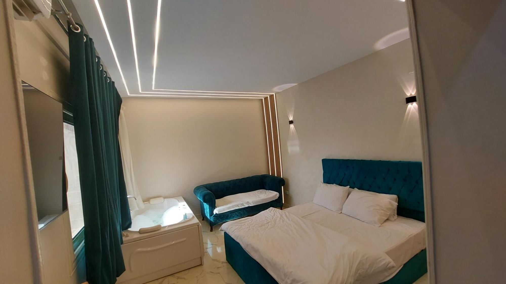 Anubis Kingdom Pyramids Hostel Kafrat al Jabal Exterior photo
